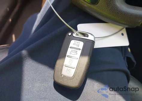 2013 Hyundai Sonata Limited 2.0T z USA, uszkodzony, nr VIN 5NPEC4AB6DH556374